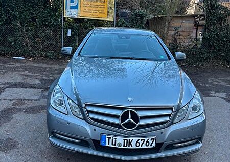 Mercedes-Benz E 250 TUV NEU, Unfallfrei, Gut gepflegt Coupé