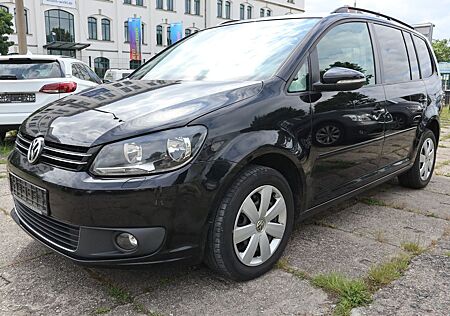 VW Touran Volkswagen 2.0 TDI Comfortline BMT Navi
