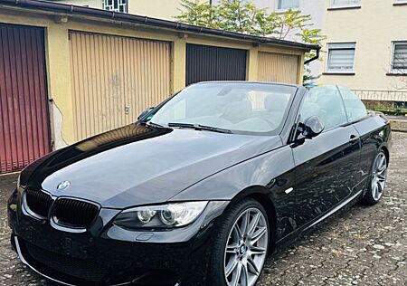 BMW 325i Cabrio M-Paket E93 Navi Keyless Scheckheft