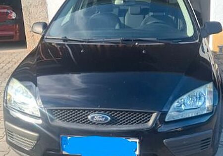 Ford Focus 1,6 Connection Connection