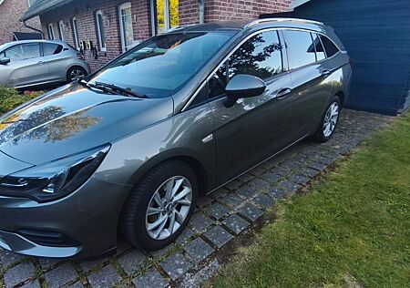 Opel Astra ST 1.2 Direct Inj Turbo 96kW Elegance ...