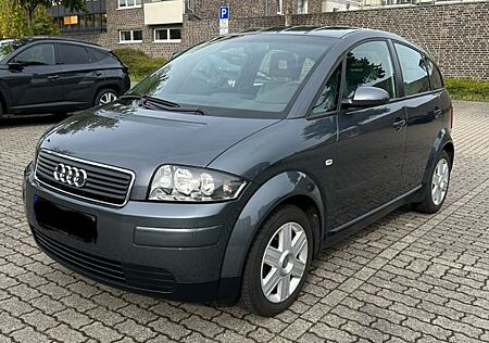 Audi A2 1.4 , 2. Hand, sehr guter Zustand