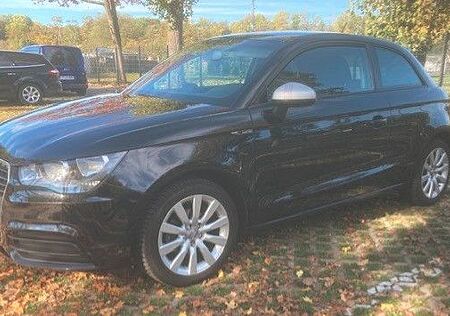 Audi A1 1.2 TFSI Attraction Attraction