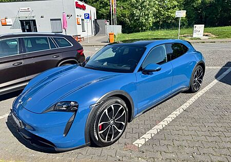 Porsche Taycan 4S Sport Turismo Cross