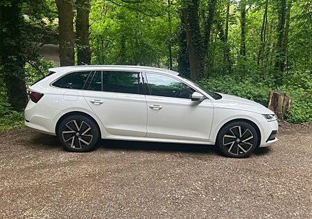 Skoda Octavia 1.5 TSI ACT STYLE COMBI STYLE