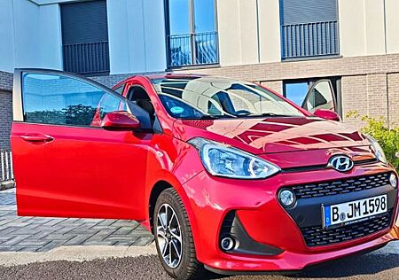 Hyundai i10 1.0 YES! YES!