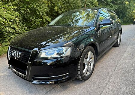 Audi A3 2.0 TDIS tronic S line Sportback Automatik