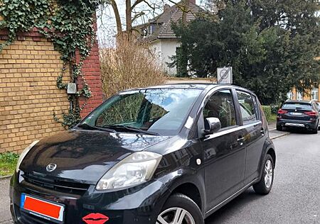 Daihatsu Sirion 1.3 - Neue Allwetterreifen 3.Hand Top!!!
