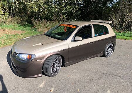 Nissan Almera Tuning Komplettumbau