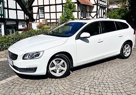 Volvo V60 D4