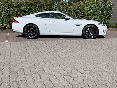 Jaguar XK 5.0 V8 Coupé -