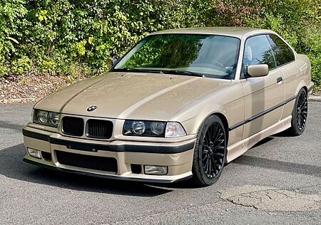 BMW 325i Coupe M-Paket