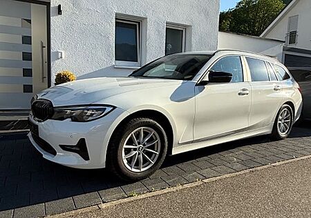 BMW 320dA G21 Touring "MildHybrid-Teilleder-Navi-LED