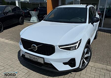 Volvo XC 40 XC40 B3 Plus Dark 2WD/AHK/Blis/ACC/Licht-P.