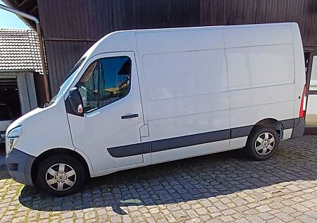 Nissan NV400