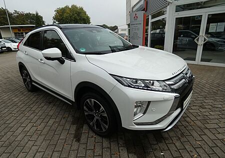 Mitsubishi Eclipse Cross 1.5 4WD AT Leder/Navi/Pano