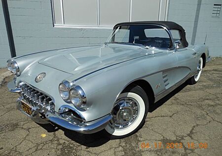Chevrolet Andere gebraucht kaufen Chevrolet Corvette C1 1960 Survivor
