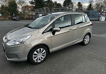 Ford B-Max 1,0 EcoBoost 88kW S/S Titanium Titanium