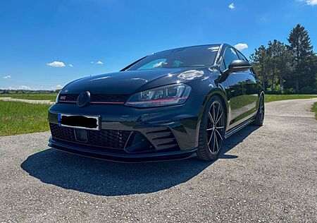 VW Golf Volkswagen 2.0 TSI DSG BMT GTI Clubsport GTI Clubsport