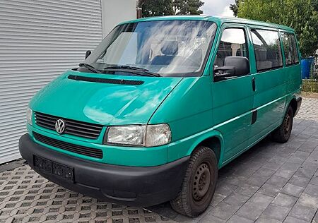 VW T4 Caravelle Volkswagen 2.5 LPG GAS