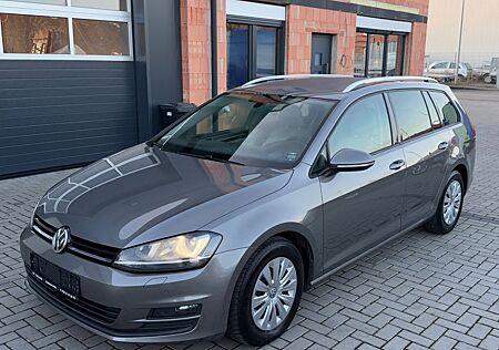VW Golf Volkswagen VII Variant *XENON*NAVI*KAMERA*ACC*AHK*