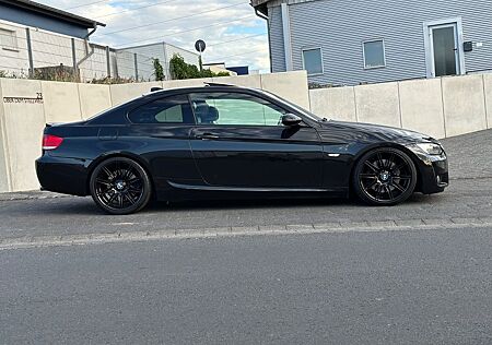 BMW 335i Coupé**M-Paket ab Werk**Saisonfahrzeug**