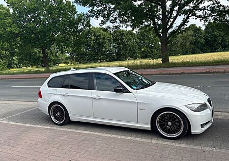 BMW 320d Touring Edition Exclusive Edition Exclusive