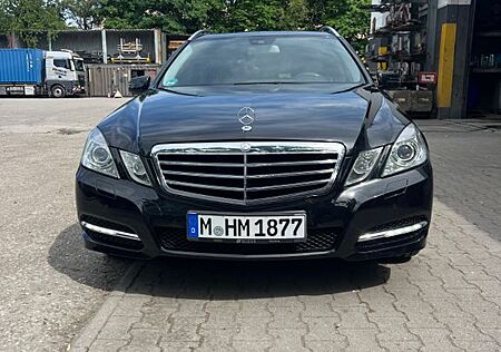 Mercedes-Benz E 250 T BlueEFFICIENCY AVANTGARDE AVANTGARDE