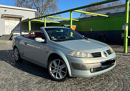 Renault Megane Mégane Caprio 1.6 16 V - TÜV 09/27