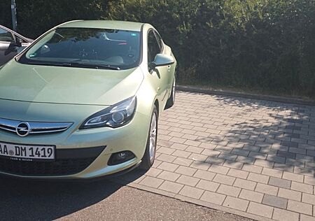 Opel Astra GTC 1.4 Turbo Edition 103kW Edition