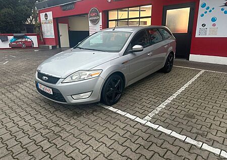 Ford Mondeo Turnier Ambiente*Klimaanlage*Isofix*PDC