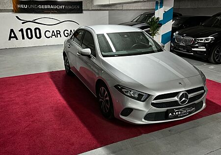 Mercedes-Benz A 180 *AppleCar*Assistenten*1Hand*Garantie