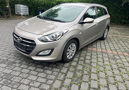 Hyundai i30 cw blue Classic
