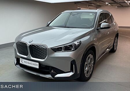 BMW iX1 xDrive30 Autom. Parksystem Keyless Go DAB