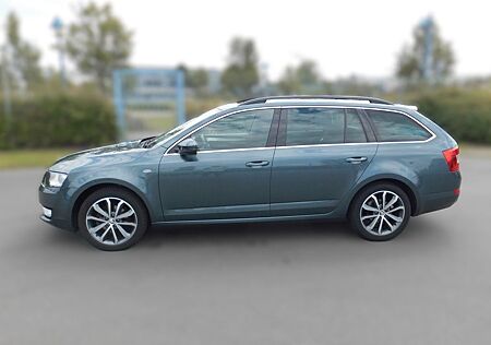 Skoda Octavia 1.2TSI Bi Xenon, AHK, Panorama Dach, All