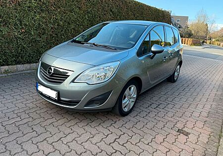 Opel Meriva 1.4 101PS 2012 72TKM Rentner Garage