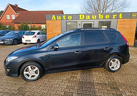 Hyundai i30 1,4 Kombi+Klima+SZH+M&S+4EFH+EU5+Garantie