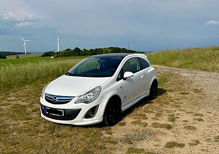 Opel Corsa 1.4 OPC Line
