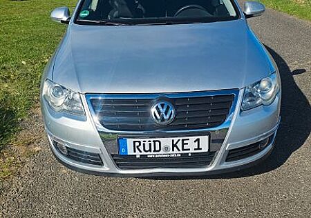VW Passat Volkswagen 1.6 FSI Tiptronic Highline Highline