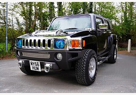 Hummer H3 3.7 Luxury Auto.