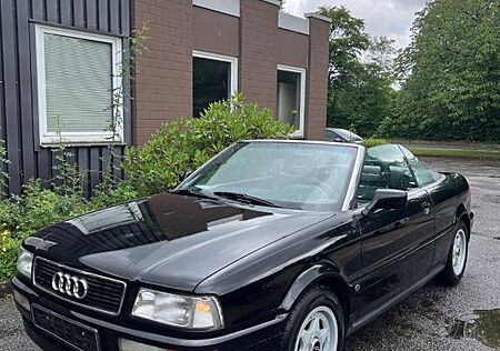 Audi 80 Cabrio / 2.3 E / Nardi / Innenraum Leder