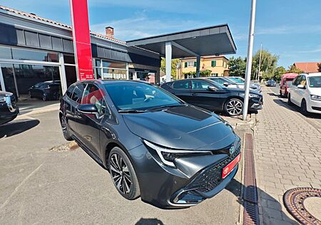 Toyota Corolla 1,8 Hybrid Teamplayer Touring Sports