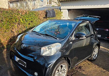 Toyota iQ + 1,0-l-VVT-i + Bj 2011 58000kn orig Tüv Neu