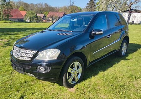 Mercedes-Benz ML 320 CDI 4MATIC - TÜV 02-2026