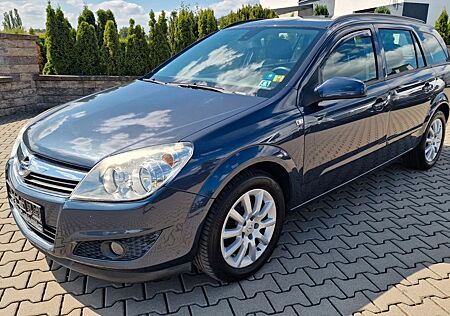 Opel Astra Caravan 1.8 ECOTEC Edition AT