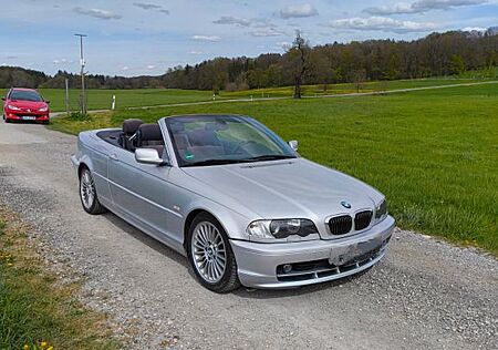 BMW 325Ci -