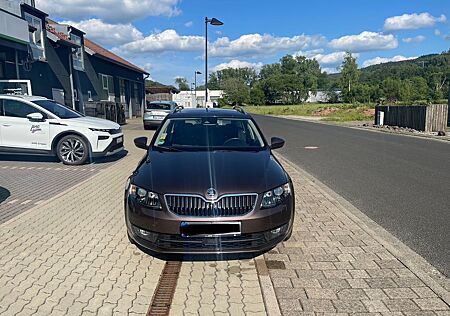 Skoda Octavia 2.0 TDI DSG L&K Combi