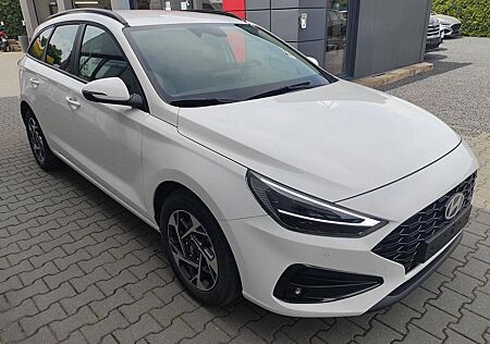 Hyundai i30 SW DCT 1.5 MJ25*Navi*LED*Shzg*PDCv&h*Cam*16
