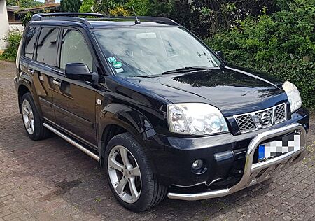 Nissan X-Trail 4x4 columbia 2.2 dCi columbia