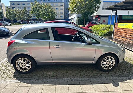 Opel Corsa D Color Edition *TÜV Neu*Scheckheft